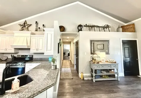 2 Wayman Canyon Road Oakwood IL 61858