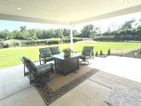 2 Wayman Canyon Road Oakwood IL 61858