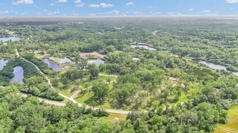 2 Wayman Canyon Road Oakwood IL 61858
