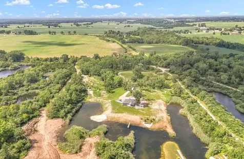 2 Wayman Canyon Road Oakwood IL 61858