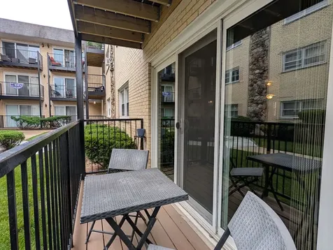 6484 North Northwest Highway Chicago IL 60631