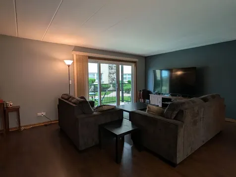 6484 North Northwest Highway Chicago IL 60631