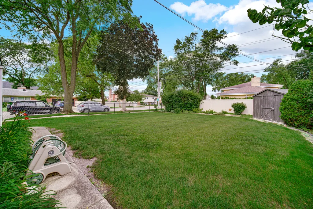 1800 West Sibley Street Park Ridge IL 60068