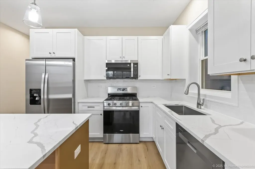 4934 South Champlain Avenue Chicago IL 60615