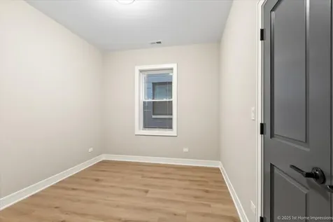 4934 South Champlain Avenue Chicago IL 60615