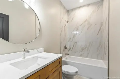 4934 South Champlain Avenue Chicago IL 60615