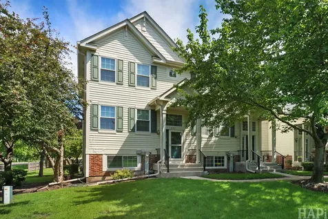 847 Essex Circle Grayslake IL 60030
