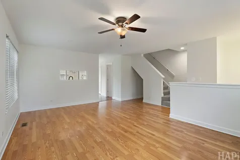 847 Essex Circle Grayslake IL 60030