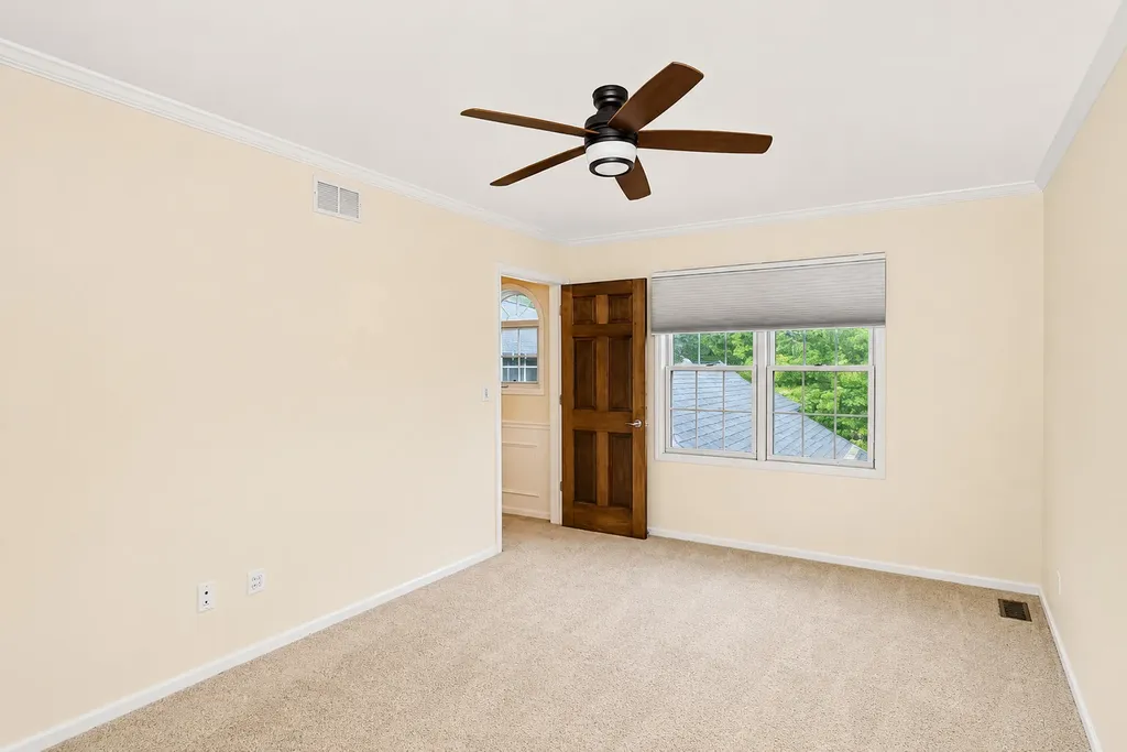 2S729 Parkview Drive Glen Ellyn IL 60137