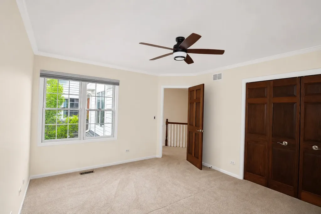 2S729 Parkview Drive Glen Ellyn IL 60137