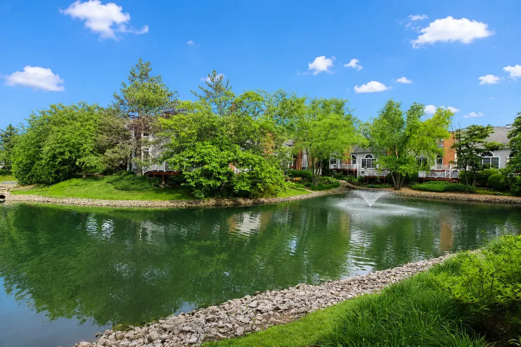 2S729 Parkview Drive Glen Ellyn IL 60137