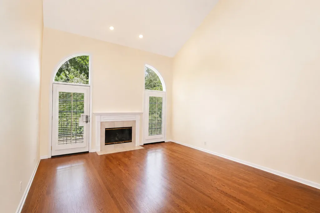 2S729 Parkview Drive Glen Ellyn IL 60137