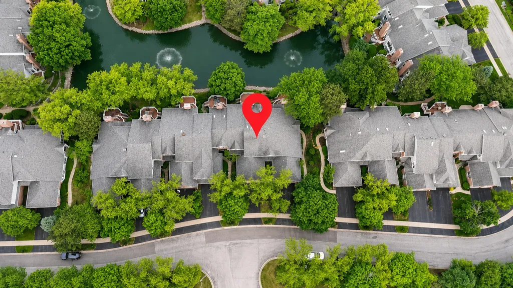 2S729 Parkview Drive Glen Ellyn IL 60137