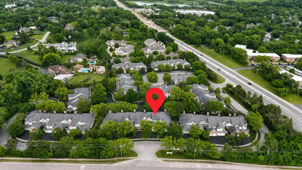 2S729 Parkview Drive Glen Ellyn IL 60137
