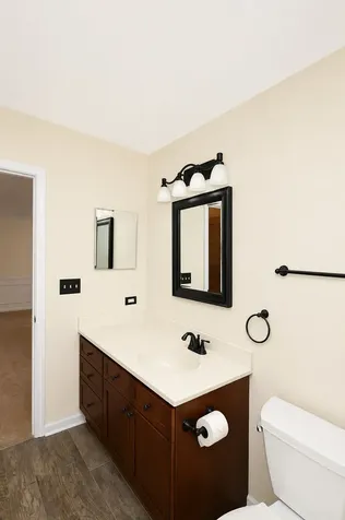 2S729 Parkview Drive Glen Ellyn IL 60137