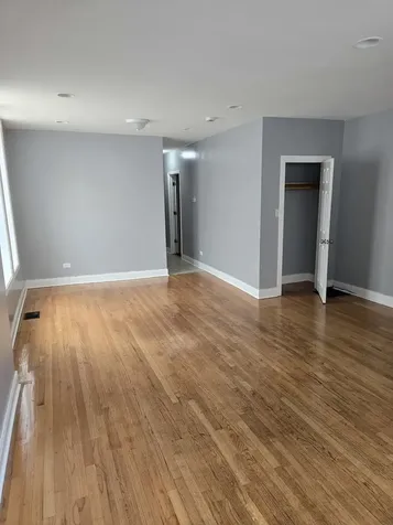 5621 South Green Street Chicago IL 60621