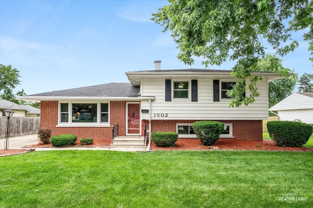 1602 Avalon Avenue Joliet IL 60435