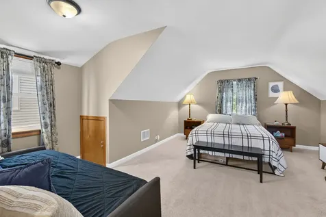 5349 North Neenah Avenue Chicago IL 60656