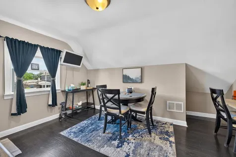 5349 North Neenah Avenue Chicago IL 60656