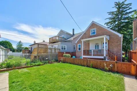 5349 North Neenah Avenue Chicago IL 60656