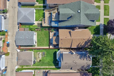5349 North Neenah Avenue Chicago IL 60656