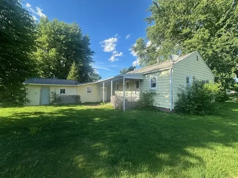 307 South Peck Street Gardner IL 60424