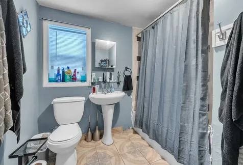 2220 South Saint Louis Avenue Chicago IL 60623