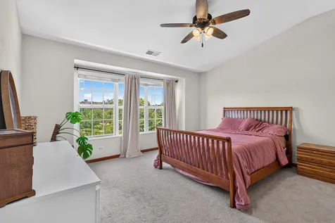 205 Station Park Circle Grayslake IL 60030