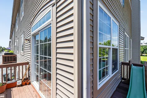 205 Station Park Circle Grayslake IL 60030