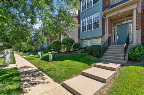 205 Station Park Circle Grayslake IL 60030