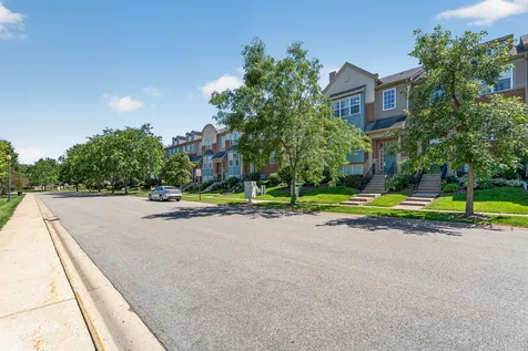 205 Station Park Circle Grayslake IL 60030