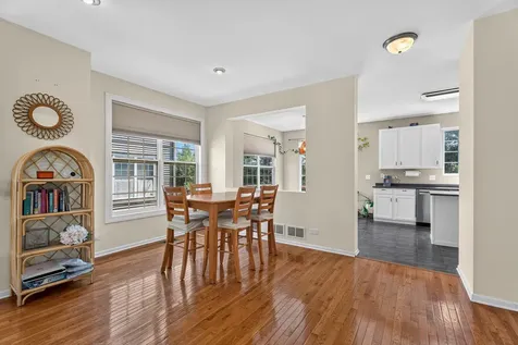205 Station Park Circle Grayslake IL 60030