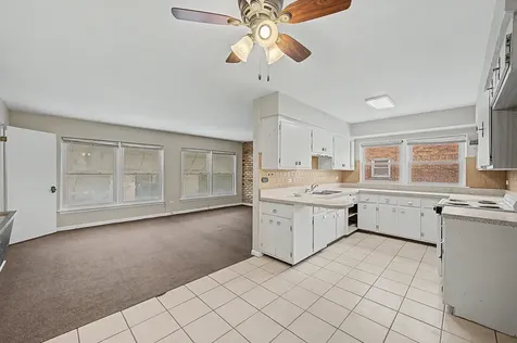 5810 West 35th Street Cicero IL 60804