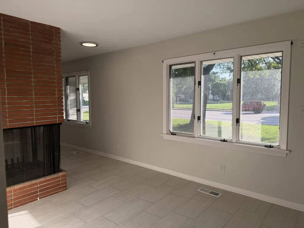 14921 South 59 Route Plainfield IL 60544