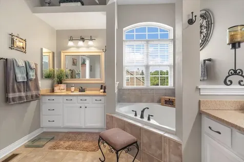 305 Morgan Lane Fox River Grove IL 60021