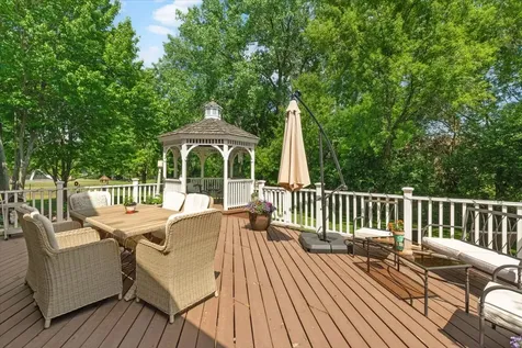 305 Morgan Lane Fox River Grove IL 60021