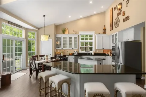 305 Morgan Lane Fox River Grove IL 60021