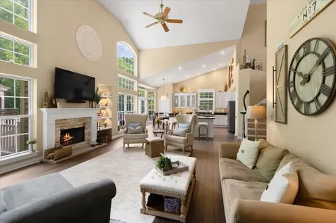 305 Morgan Lane Fox River Grove IL 60021