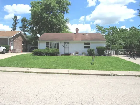 421 Hoover Drive Carpentersville IL 60110
