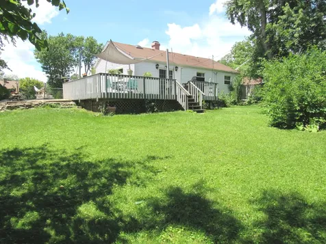 421 Hoover Drive Carpentersville IL 60110