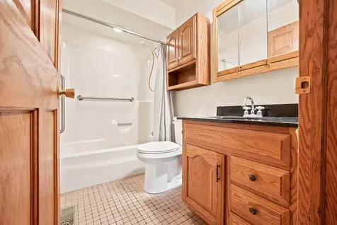 1644 Bayberry Lane Sycamore IL 60178