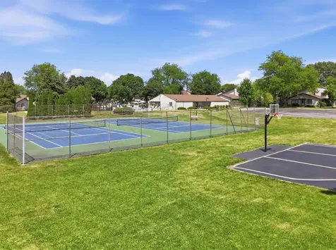 1644 Bayberry Lane Sycamore IL 60178