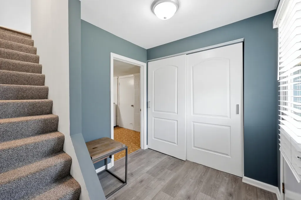 220 Sagamore Court Schaumburg IL 60194