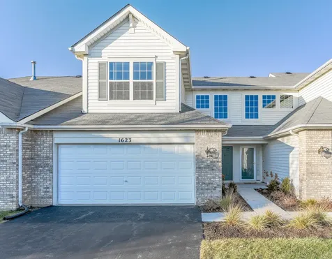1623 South Candlestick Way Waukegan IL 60085