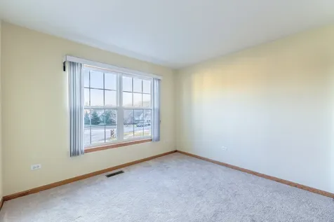 1623 South Candlestick Way Waukegan IL 60085