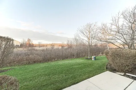 1623 South Candlestick Way Waukegan IL 60085