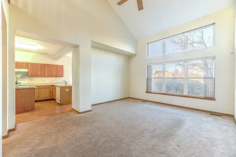 1623 South Candlestick Way Waukegan IL 60085