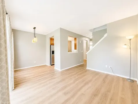2912 White Thorn Circle Naperville IL 60564