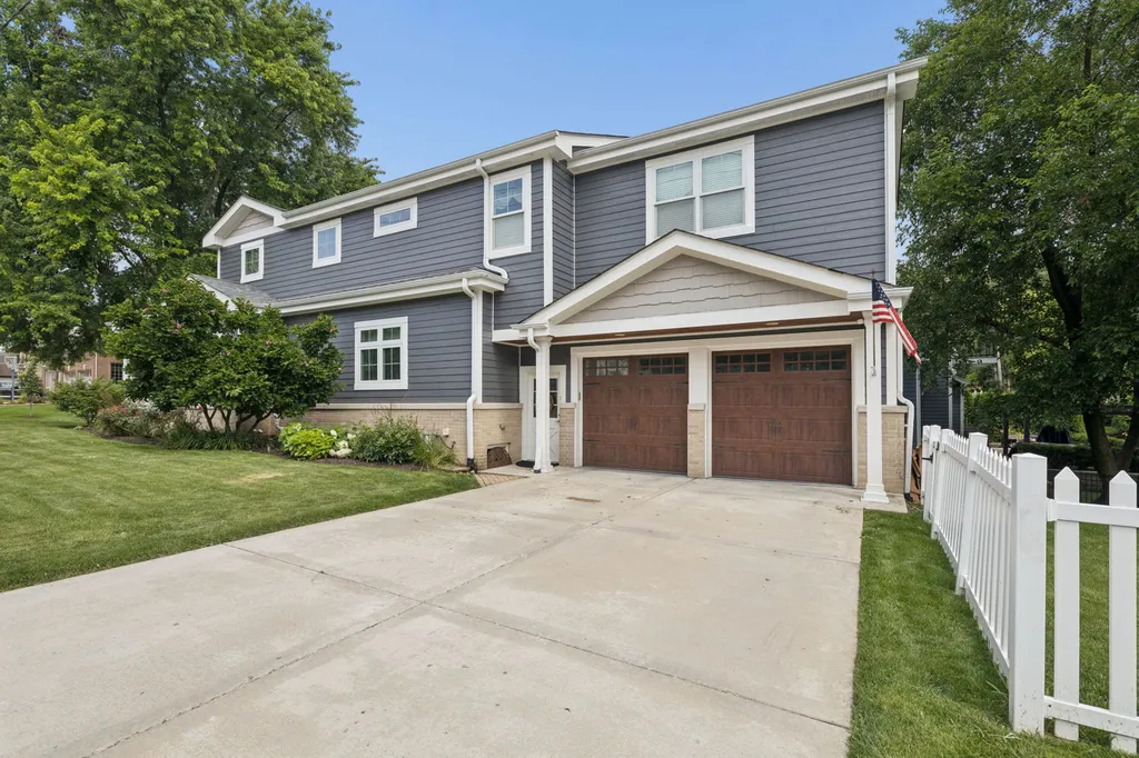 488 South Columbia Street Naperville IL 60540