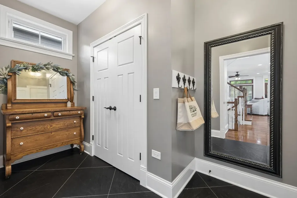 488 South Columbia Street Naperville IL 60540